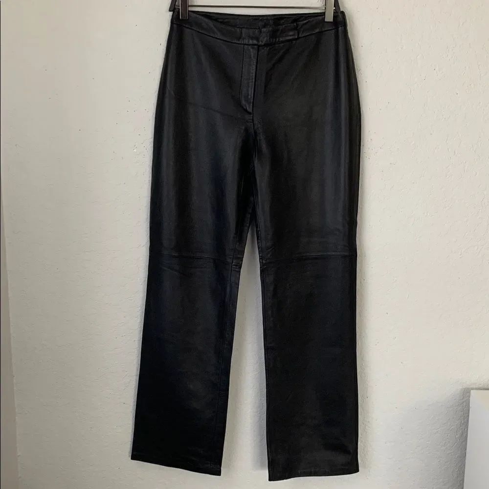 Clothes Revue 100% Lamb Leather Black Pants Straight Leg Women’s Size 8